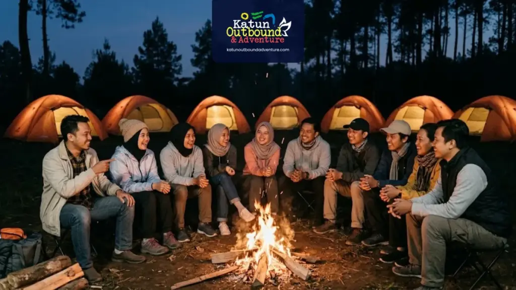 karyawan-duduk-melingkar-api-unggun-perkemahan