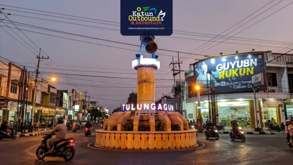 bundaran -kota -Tulungagung-Indonesia