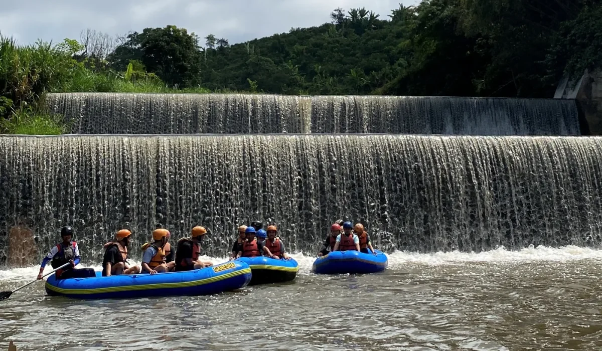 Paket Outbound Rafting Batu Malang